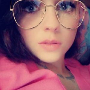 Meet your Posher, Melanie dawn